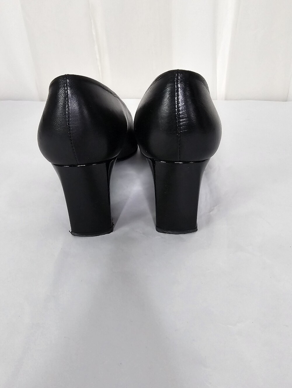 Etienne Aigner Strada Black Leather Cap Toe Block Heel Pumps - Picture 6 of 10